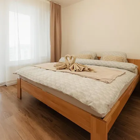 Bory Retreat With Balcony And Parking Space Apartament