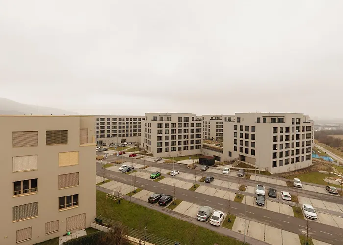 Bory Retreat With Balcony And Parking Space Apartman